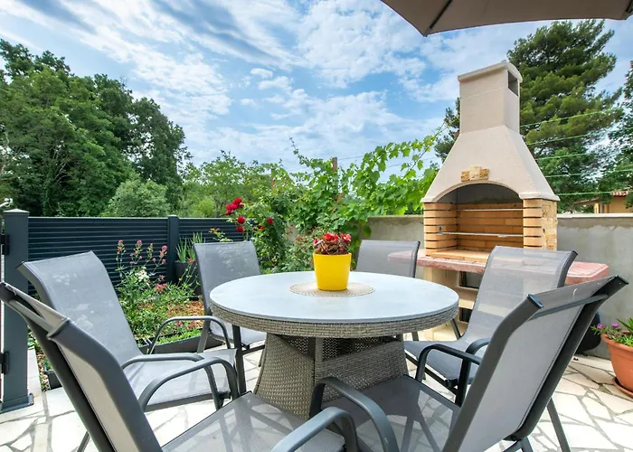 Apartment Lovely In With Wifi