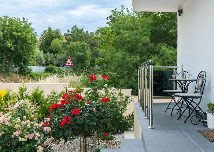 Apartment Lovely In With Wifi